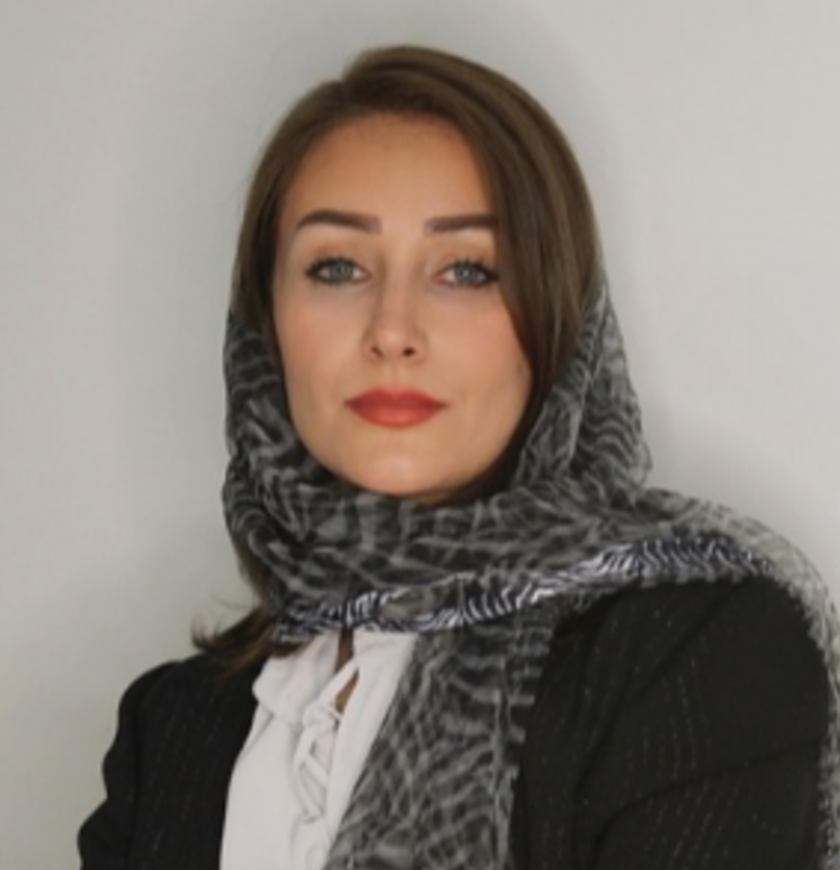 سارا فخرایی