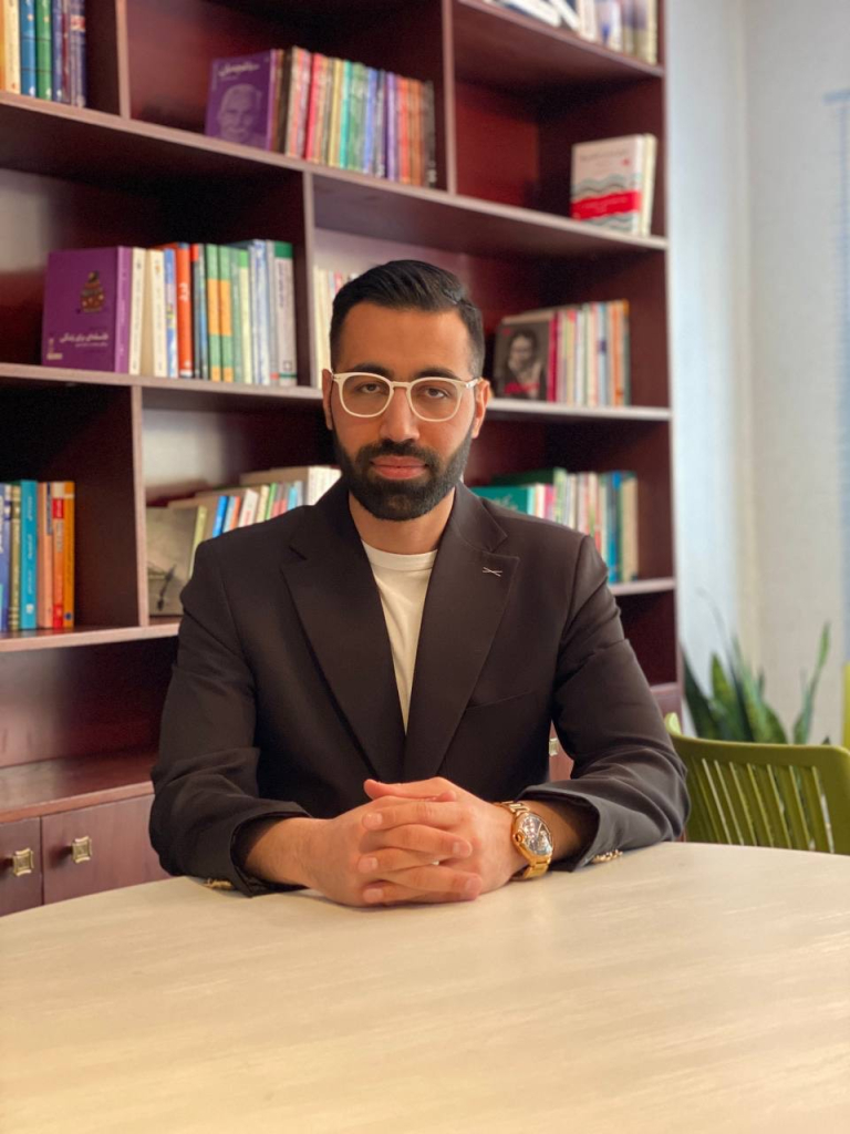 امین حاجی باقری